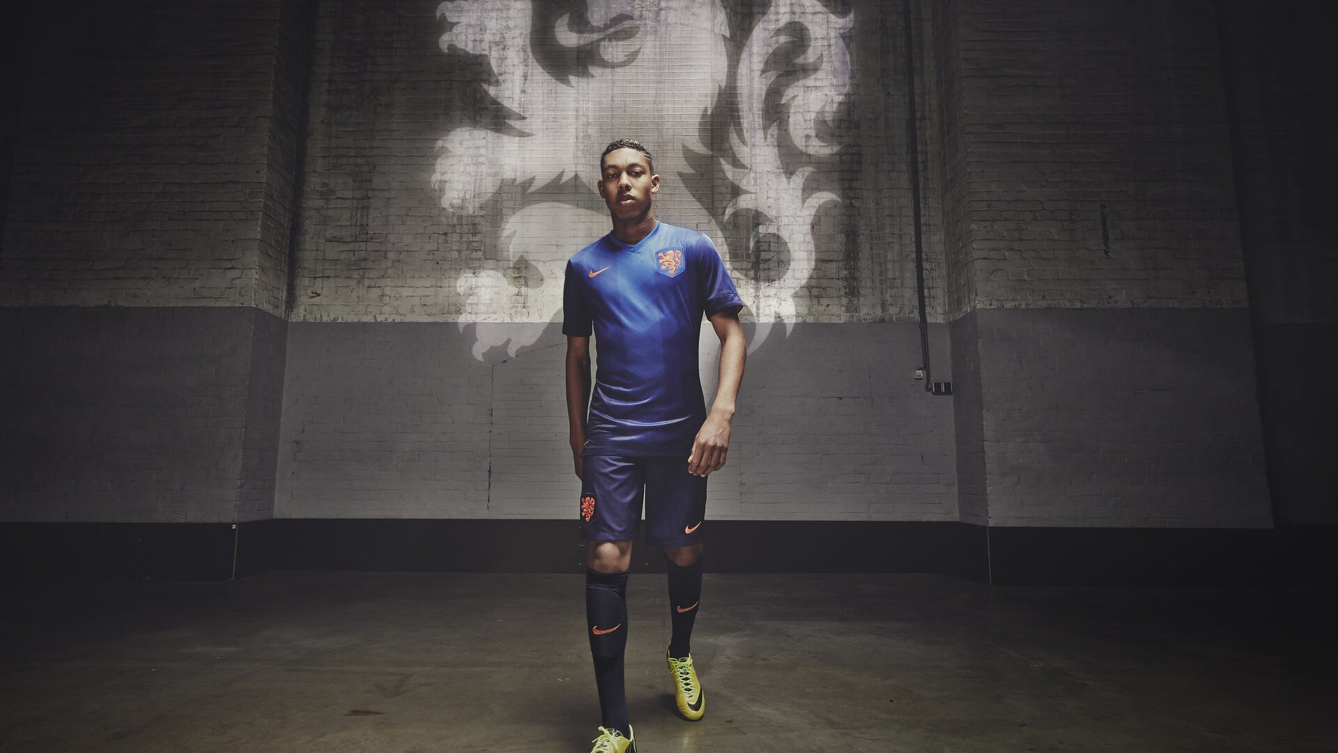 TL社交媒体粉丝数突破百万，俱乐部三大社交媒体粉丝数